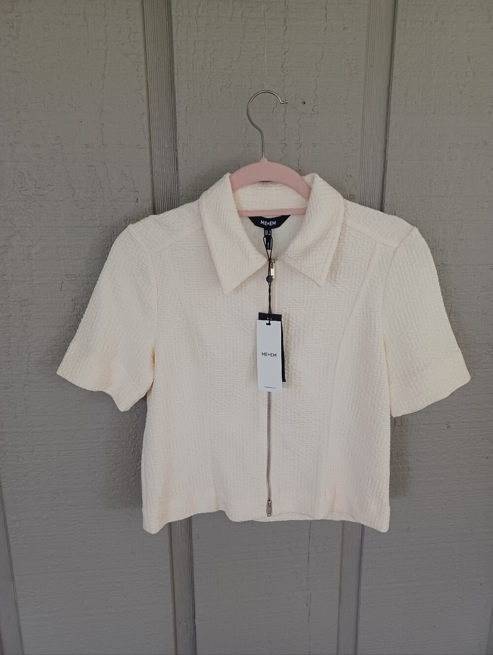 ME And EM Textured Ponte Zip Front Top Size 4 Women Short Sleeve Preppy In Cream